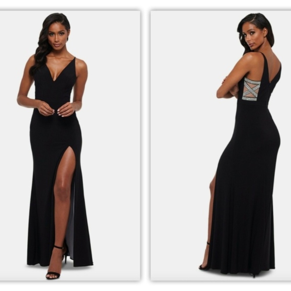 NWT! Xscape Embellished Illusion Gown Dress 10P